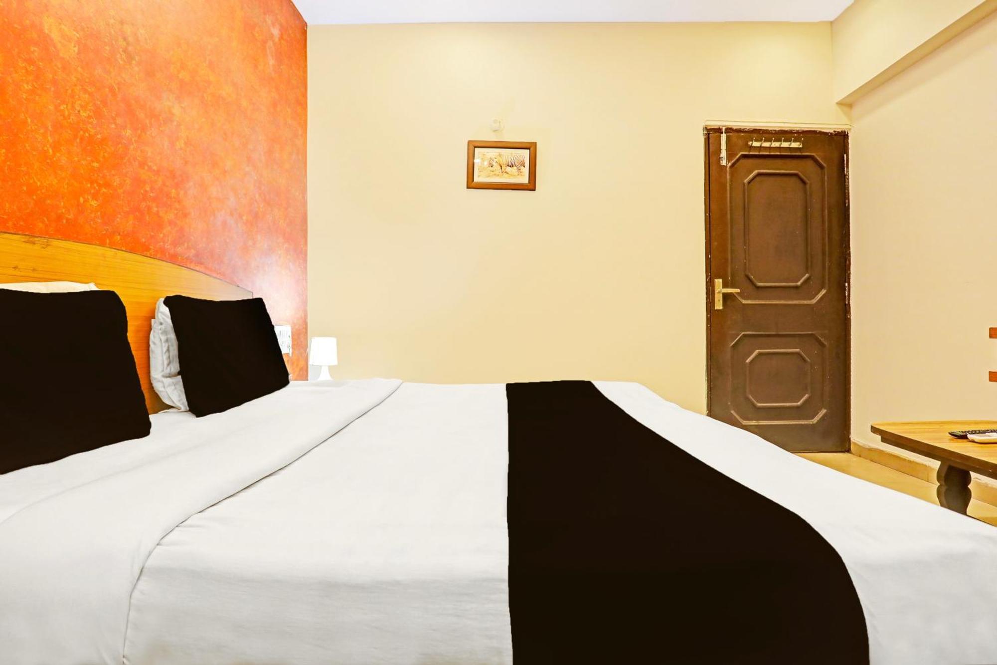 Super Hotel O Jaistambh Chowk Formerly Guru Kirpa Raipur  Ngoại thất bức ảnh