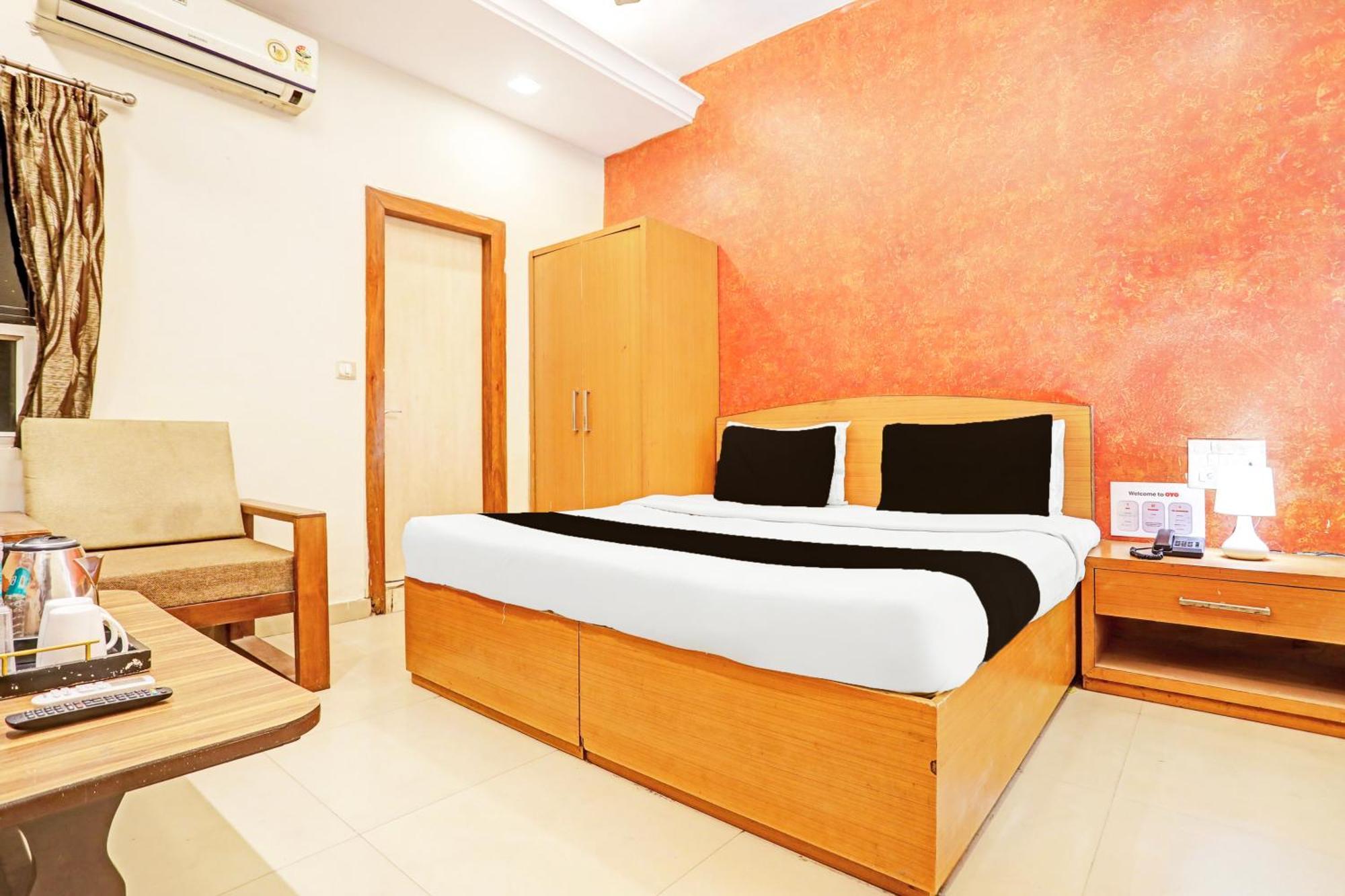 Super Hotel O Jaistambh Chowk Formerly Guru Kirpa Raipur  Ngoại thất bức ảnh