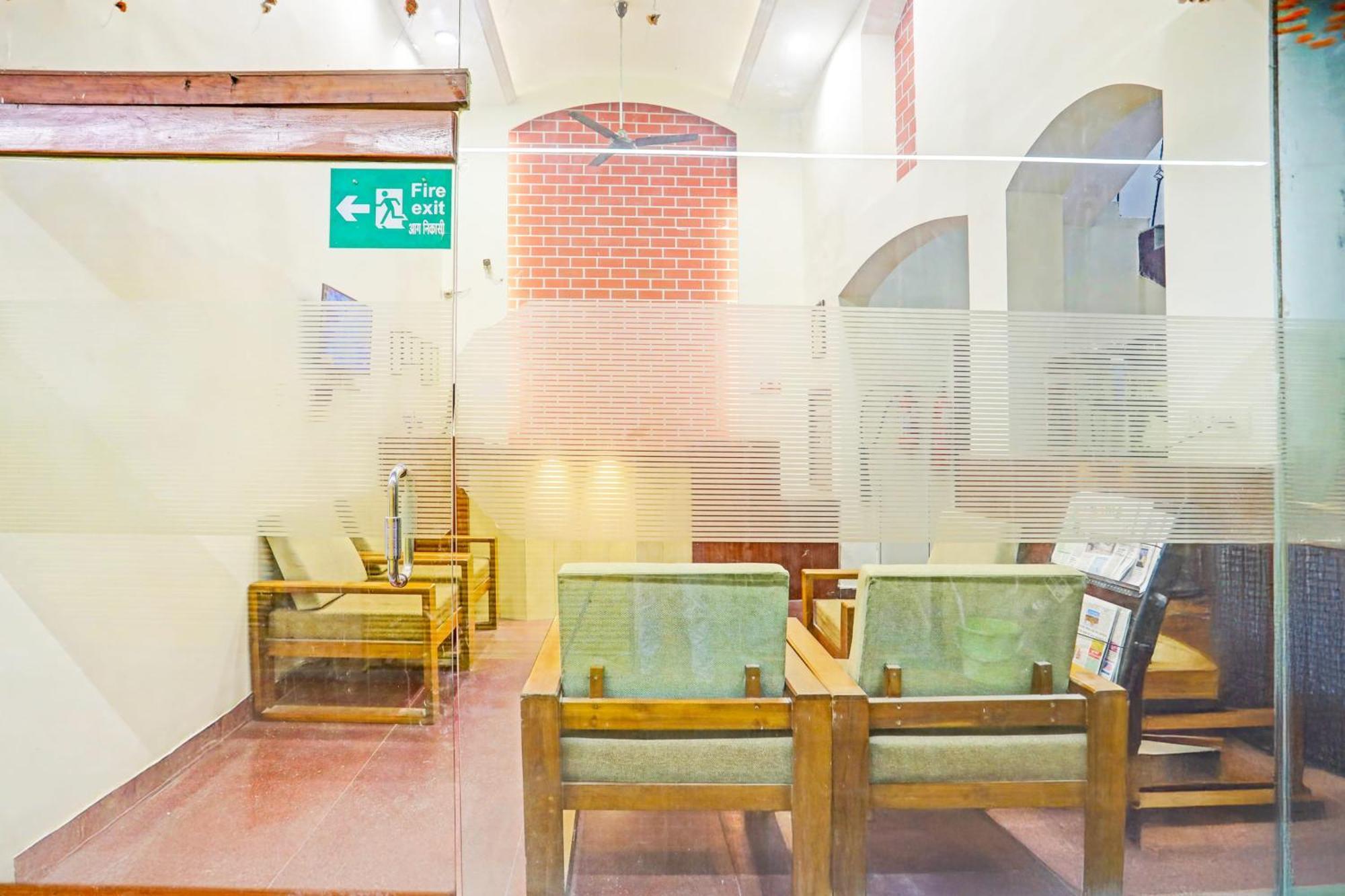 Super Hotel O Jaistambh Chowk Formerly Guru Kirpa Raipur  Ngoại thất bức ảnh